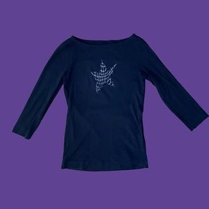 Quarter length sleeve shirt with star